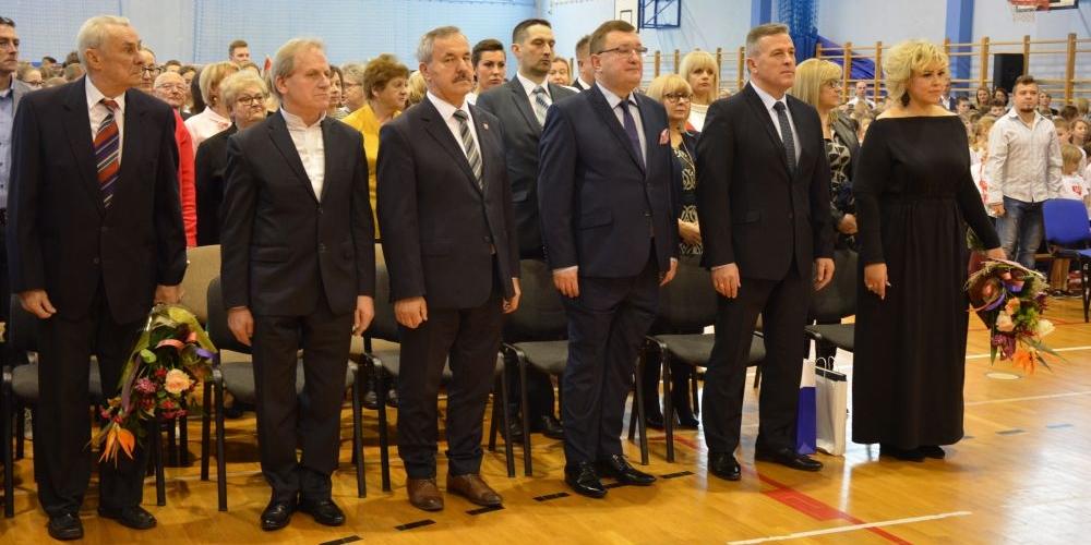 Nowy sztandar dla Szkoły Podstawowej nr 5 