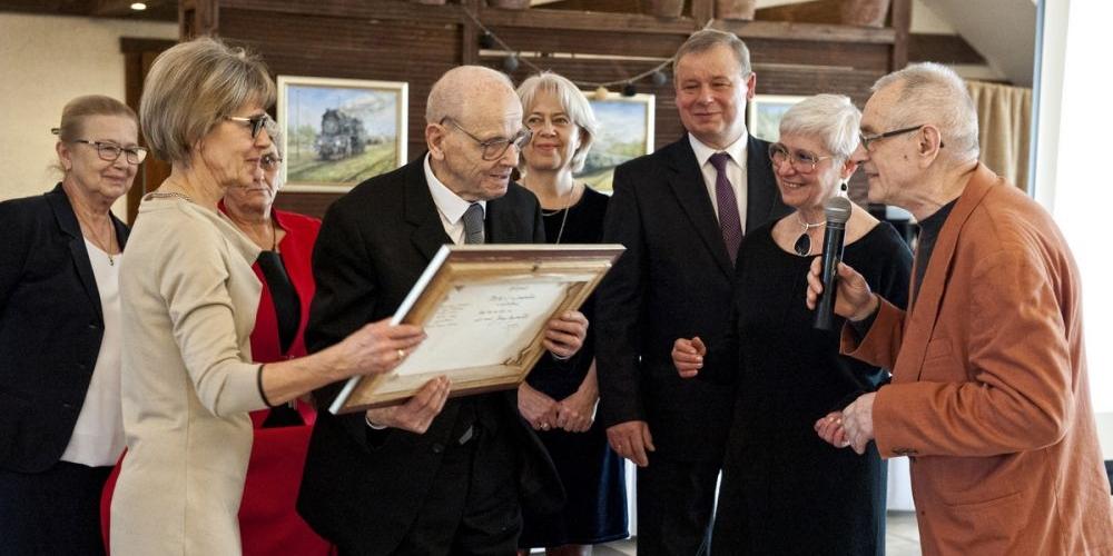 Dwieście lat panie Henryku!