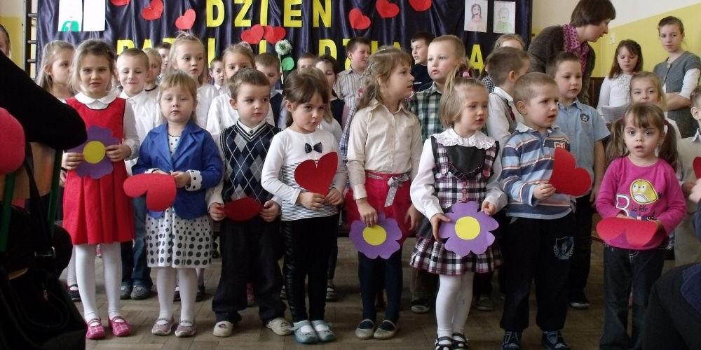 „Radośnie i kolorowo z okazji Dnia Babci i Dziadka”