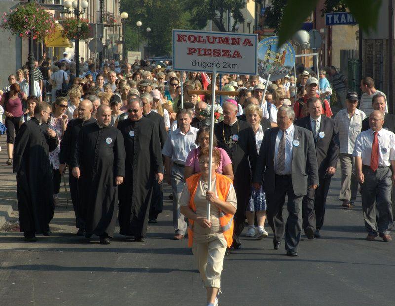 Kolumna siedlecka na pielgrzymkowym szlaku