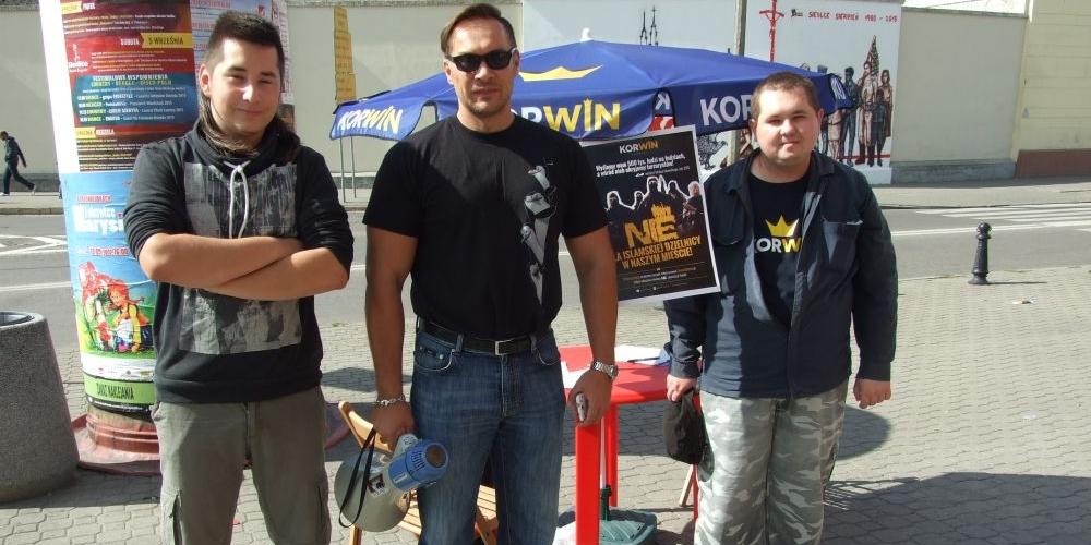 Zbierają podpisy przeciw przyjęciu imigrantów