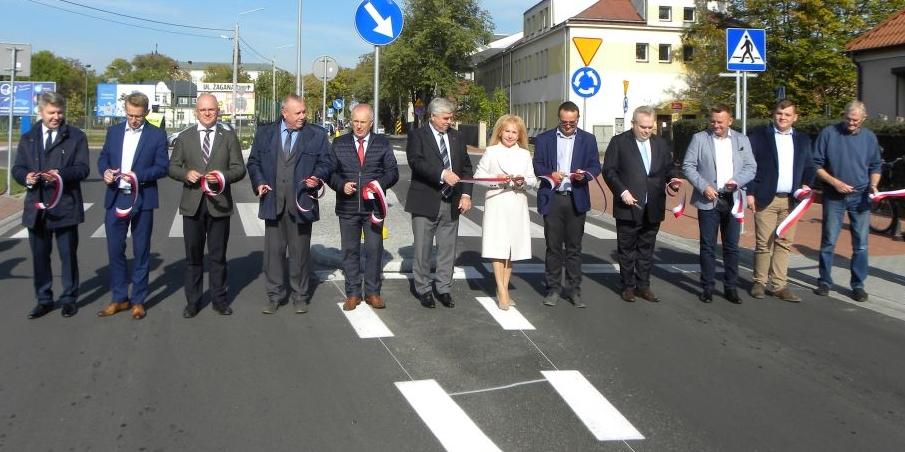 Ulica z rondem otwarta i poświęcona