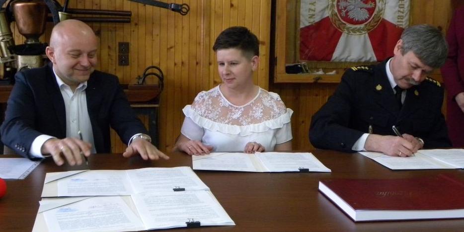 Jest umowa na nową strażnicę