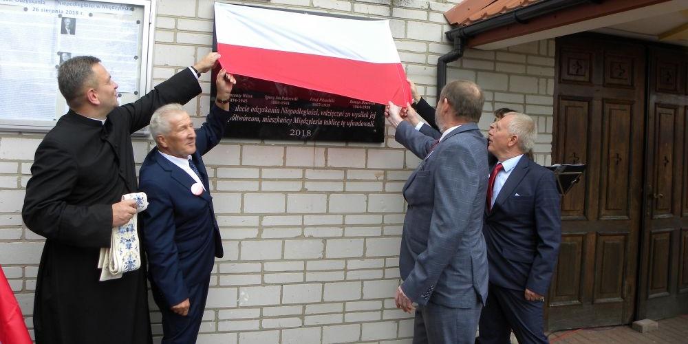 Uczcili ojców Niepodległości