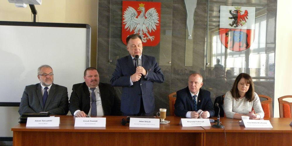Marszałek zakłada ROPS w Węgrowie