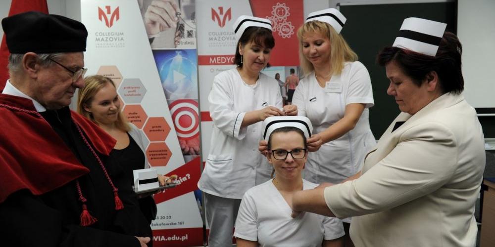 Collegium Mazovia rozdało dyplomy