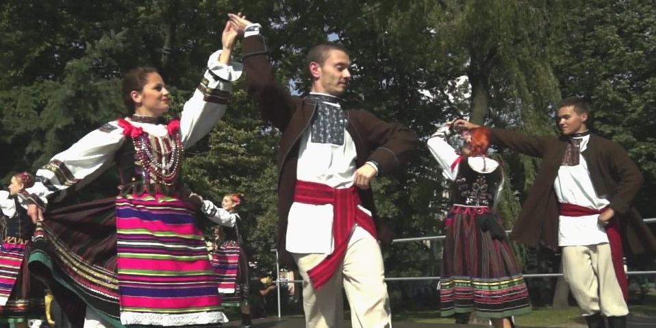 Festiwal Pieśni Tańca i Folkloru+film