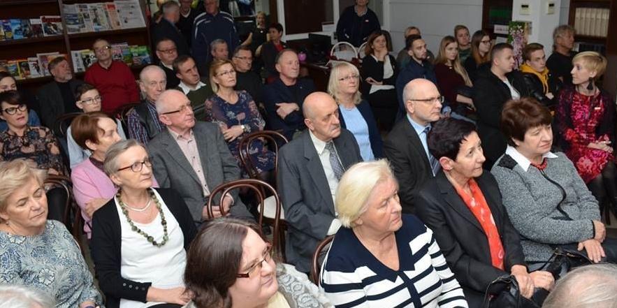 O „Niepodległej” w Siedleckiej Książnicy
