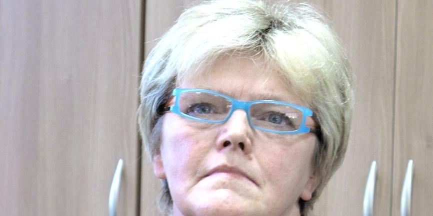 Dzieci palą papierosy i uprawiają seks