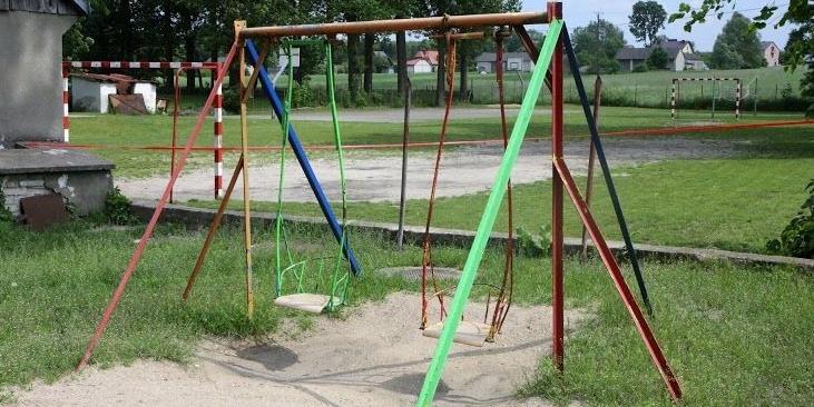 Hołubla: Niebezpieczne huśtawki