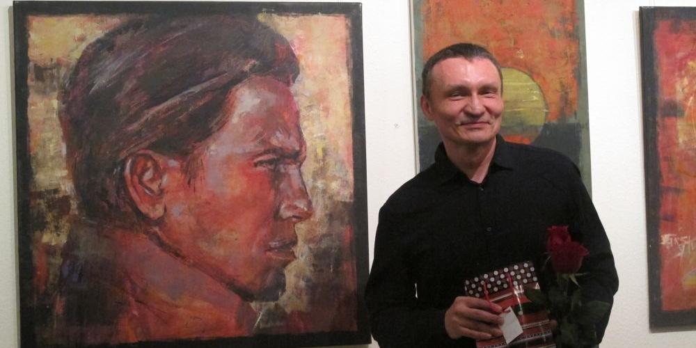 Wernisaż i smutna wiadomość w tle