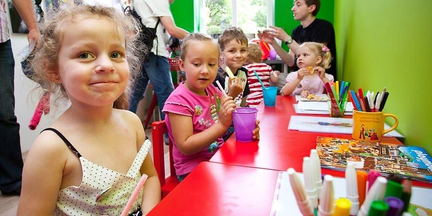 Wernisaż fotograficzno-językowy dla dzieci