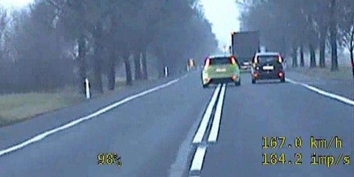 48 punktów karnych za szaloną jazdę