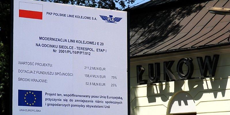 Tory, perony, wiadukt i...
