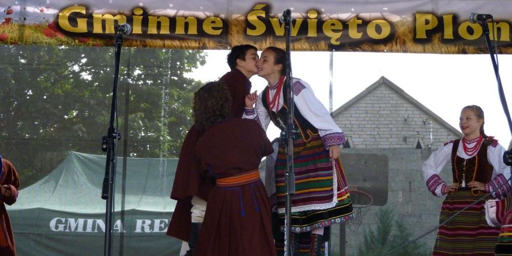 Sokołowianie na dożynkach w Wyrozębach