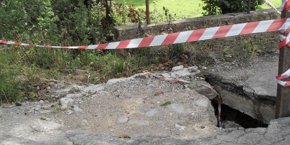 Zamknięta droga na Koszewnicę
