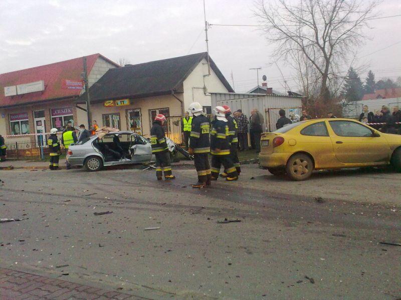 Zderzenie samochodów w Kotuniu