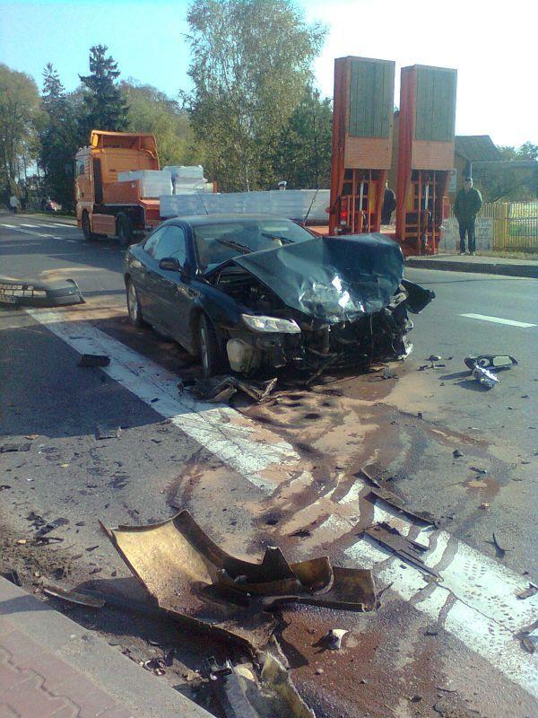 Wypadek na skrzyżowaniu 