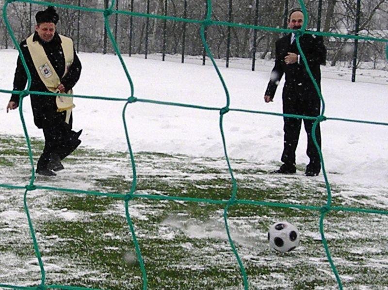 Gole wójta i proboszcza na dobry początek