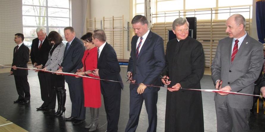 Dostali piłki i tort