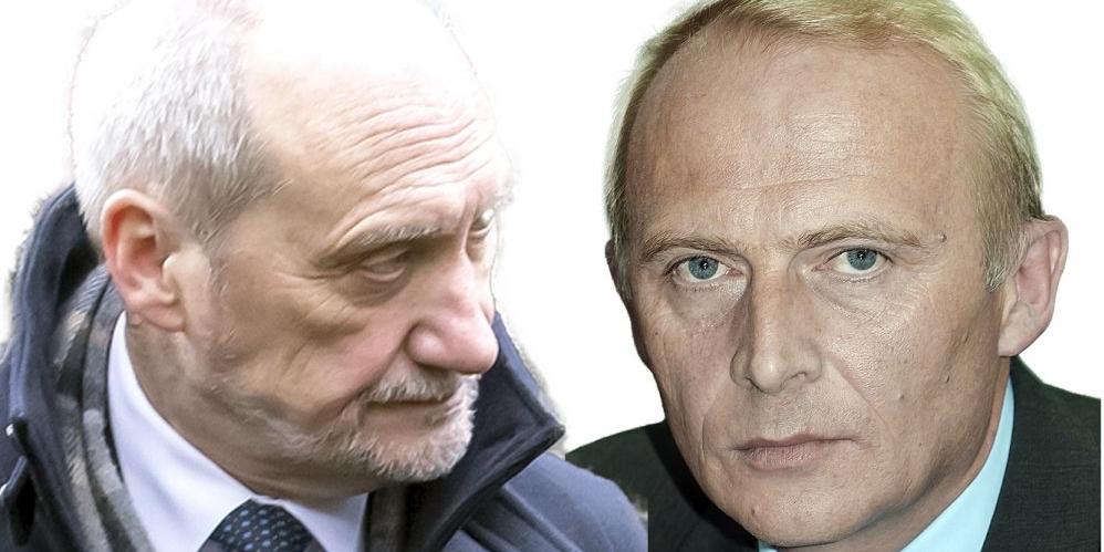 Macierewicz atakuje Mroczka