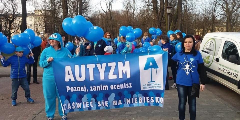 Zaświeć się na niebiesko