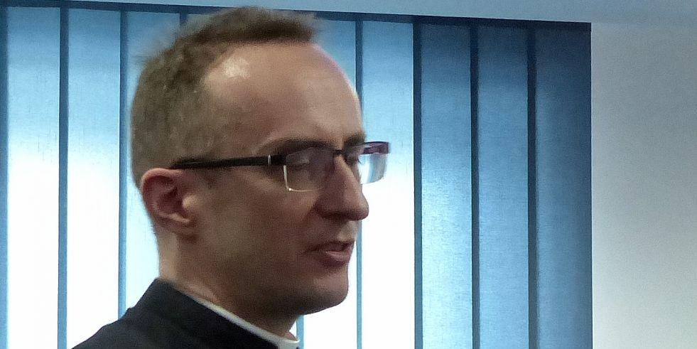 Kapelan siedleckiej służby więziennej w filmie o sekretarce Bożego Miłosierdzia