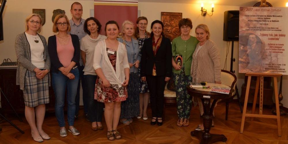 Żyjemy tak, jak śnimy – samotnie