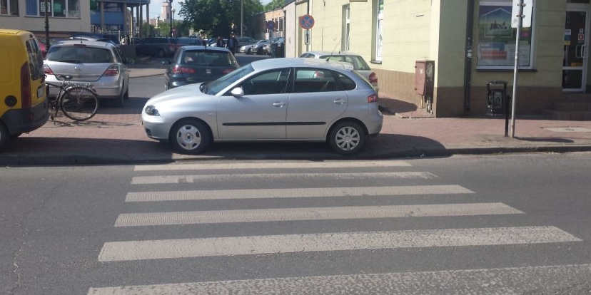 Kolejny mistrz parkowania