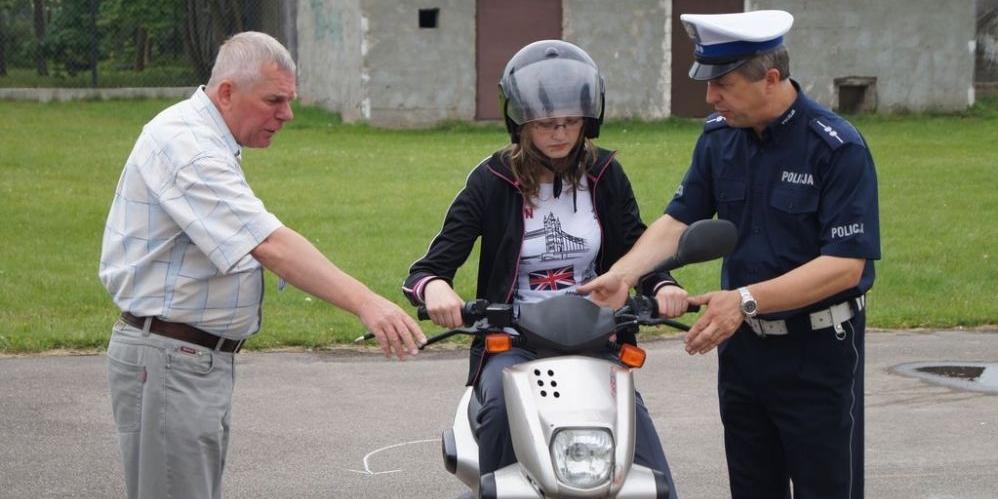 Bezpieczeństwo młodzieży na motorowerze