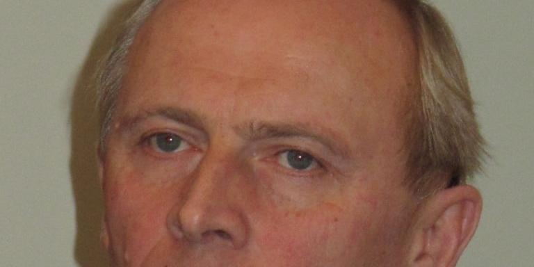 Poseł Mroczek uzbroi wojsko