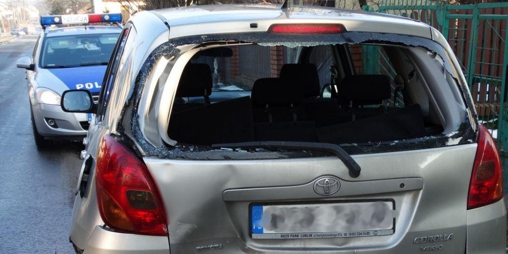 82-letni kierowca nie zauważył toyoty