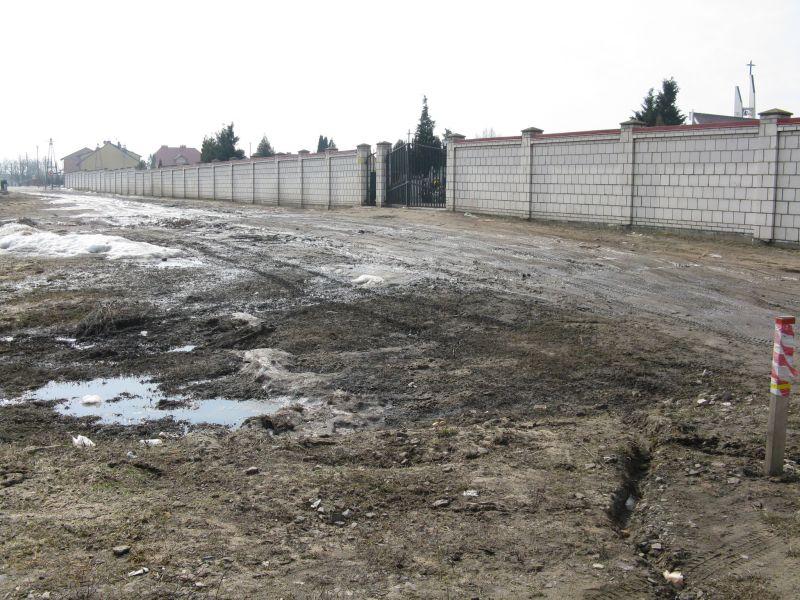 Brak dojazdu na cmentarz