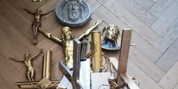 Okradał cmentarz, jest w areszcie