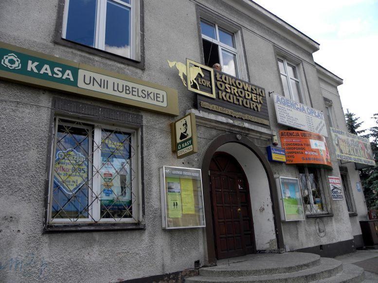 Burmistrz czeka  na odpowiedź kandydatów