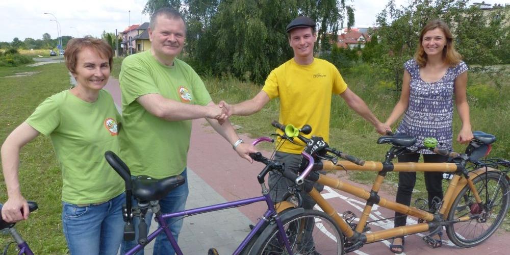 Bambusowy tandem i misja