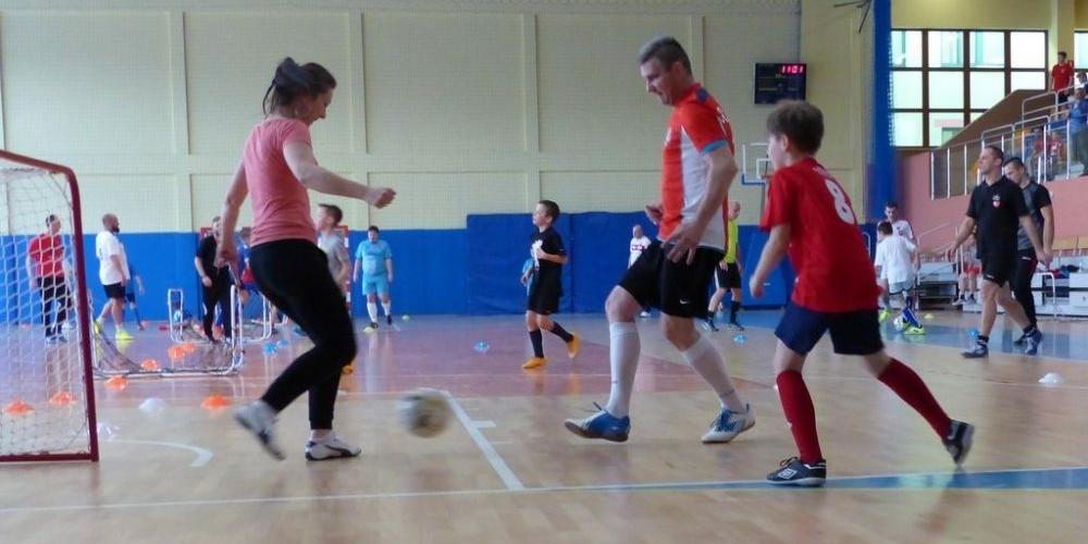 Będą kopać w szczytnej sprawie!