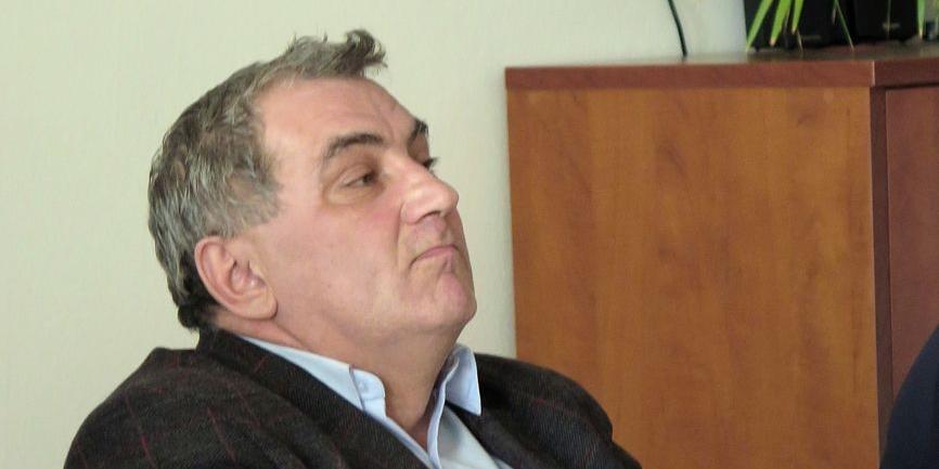 Za karę obniżyli pensję
