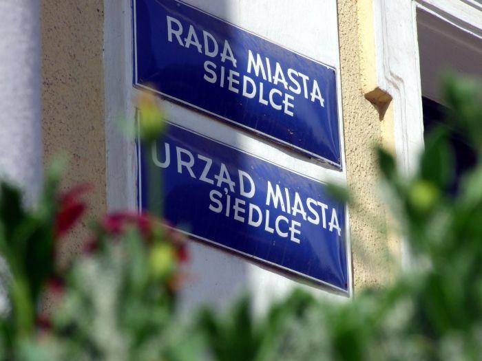 Przekazał działkę pod budowę Sądu Rejonowego