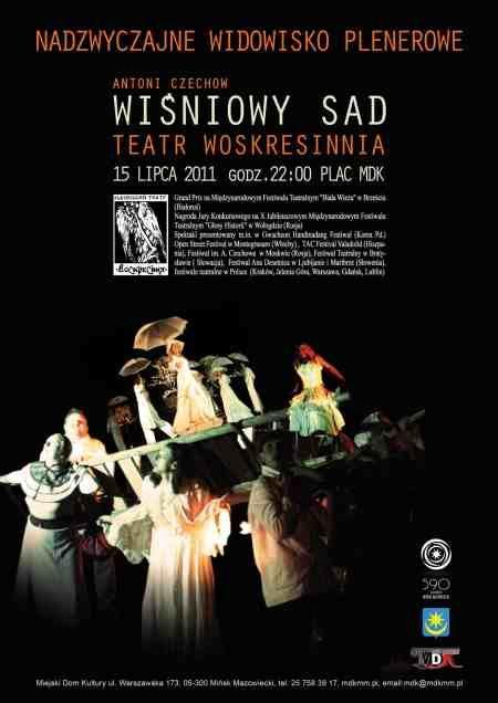 Wiśniowy sad w plenerze