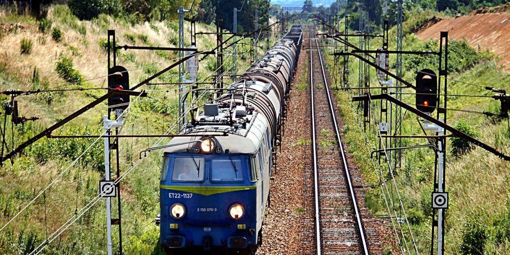 Kolonia Jamielnik:  Pociąg najechał na 83-latka
