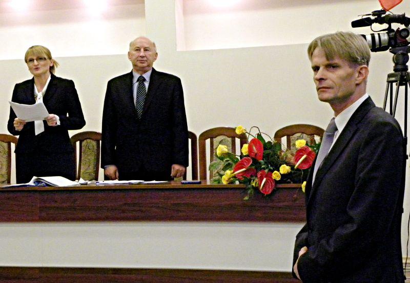Ślubowanie i pieniądze
