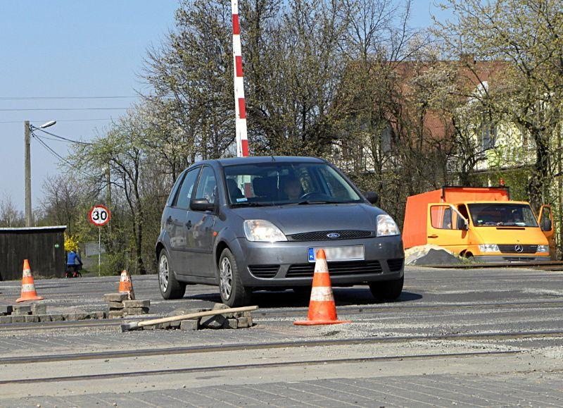 Doraźny remont przejazdu na Łapiguzie