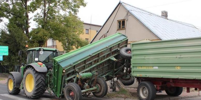 Przyczepa na latarnię, latarnia na dom, a dom...