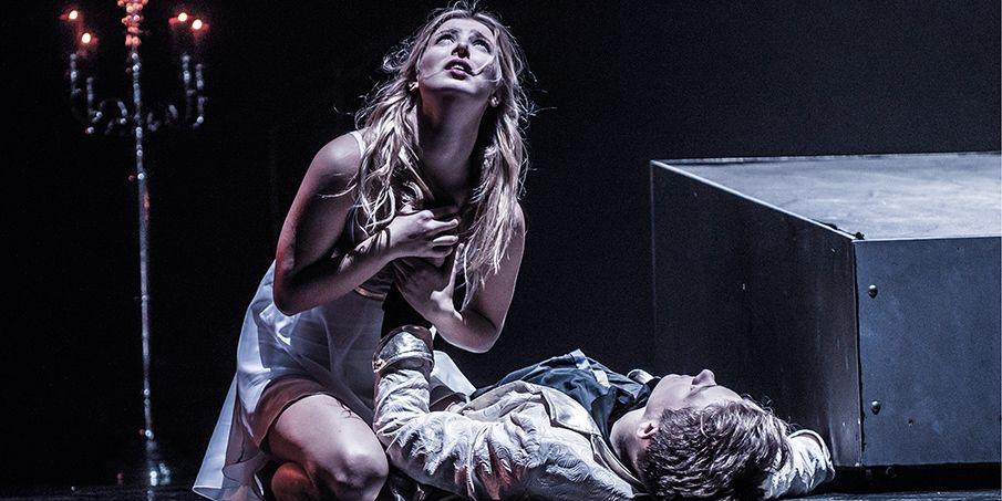 Romeo, Julia i Caro Dance