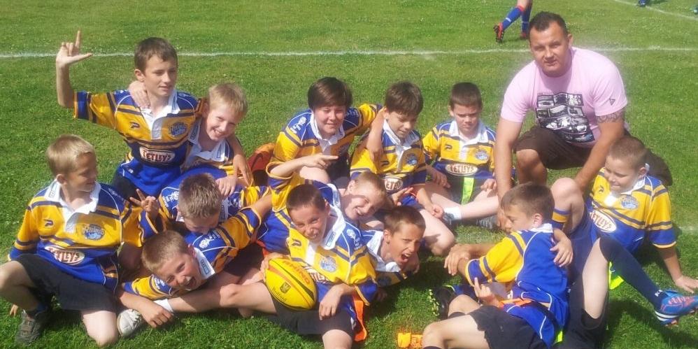 Mini żacy Miejskiego Klubu Rugby drugą drużyną kraju