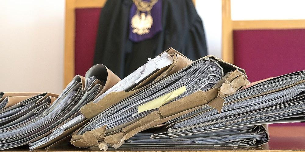 Lekarz i pielęgniarka przed sądem