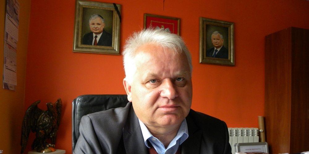 On podniósł Polskę z kolan