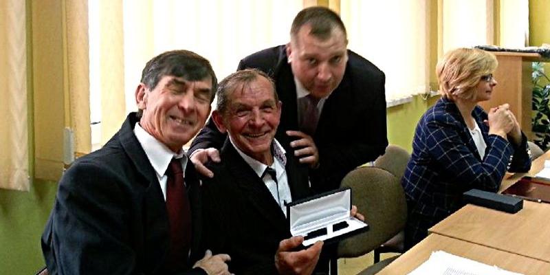 Żegnają się ciepło
