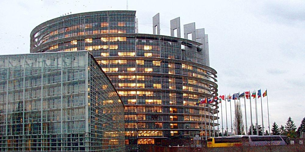 W Strasburgu o polskiej demokracji:PE wdraża artykuł siódmy